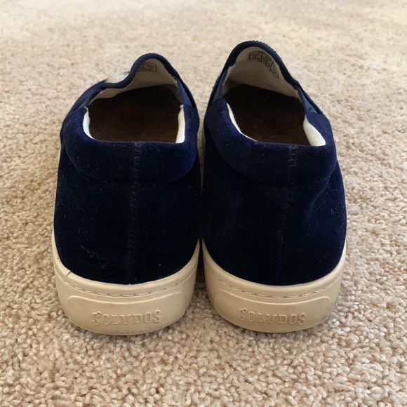 10% Off Host Pick Sunday Soludos Velvet Llama Sneaker - Navy Size 9 - Picture 5 of 10